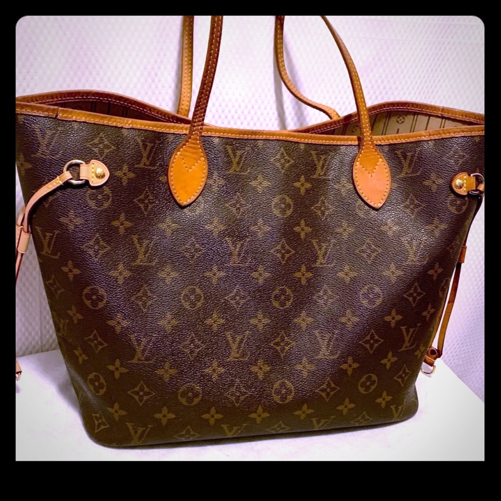 Louis Vuitton Neverfull MM